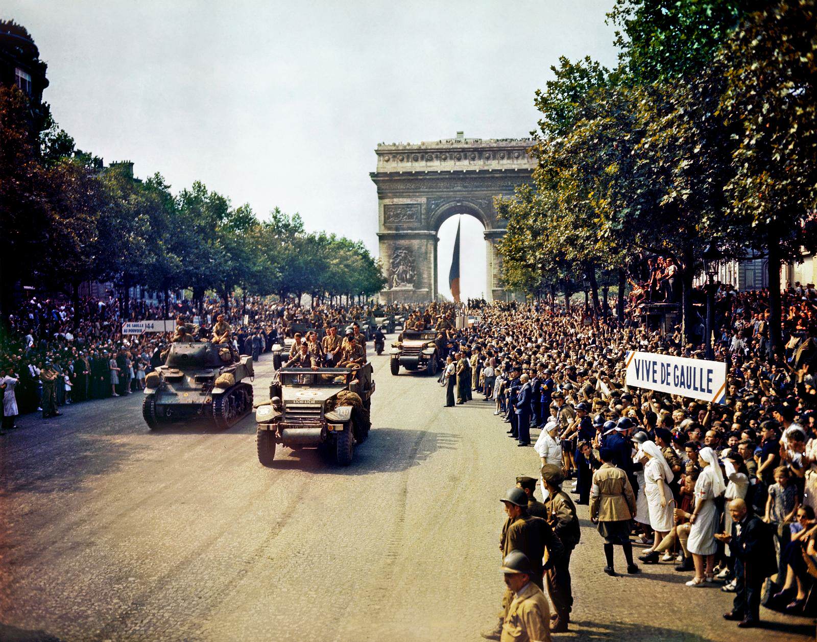 Paris befriat